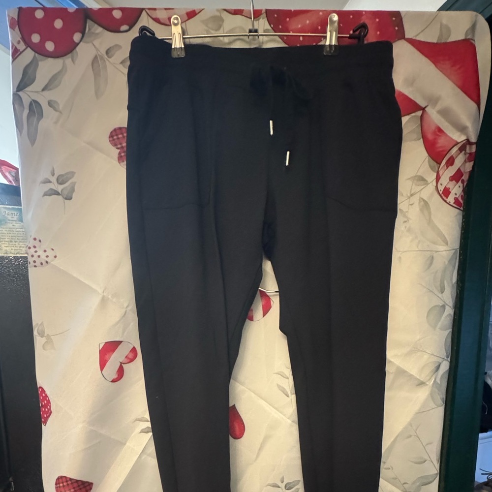 Zyia Unwind Joggers Large